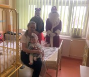 Mikołaj z CKZiU w Szpitalu