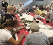 Warsztaty ceramiczne dla seniorów w CKZiU w Ostrołęce dzięki projektowi BOM 